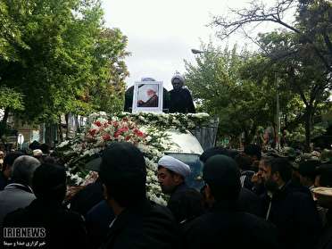 آغاز مراسم تشییع و تدفین آیت الله مهمان نواز