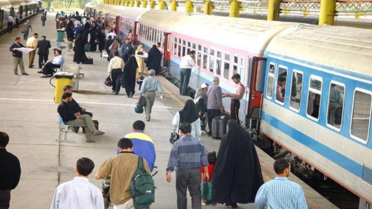 افزایش ۸ درصدی جا به جایی مسافر با قطار فارس افزایش ۸ درصدی جا به جایی مسافر با قطار فارس