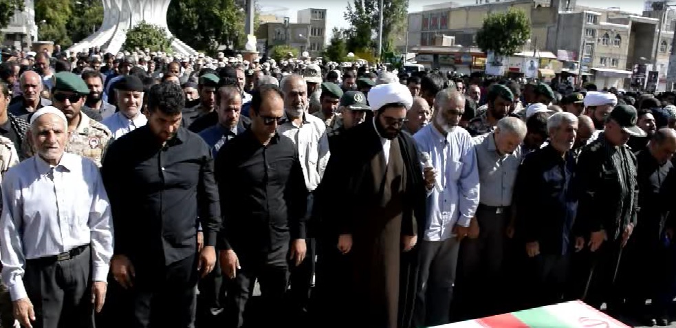 تشییع پیکر مطهر بسیجی قروه ای