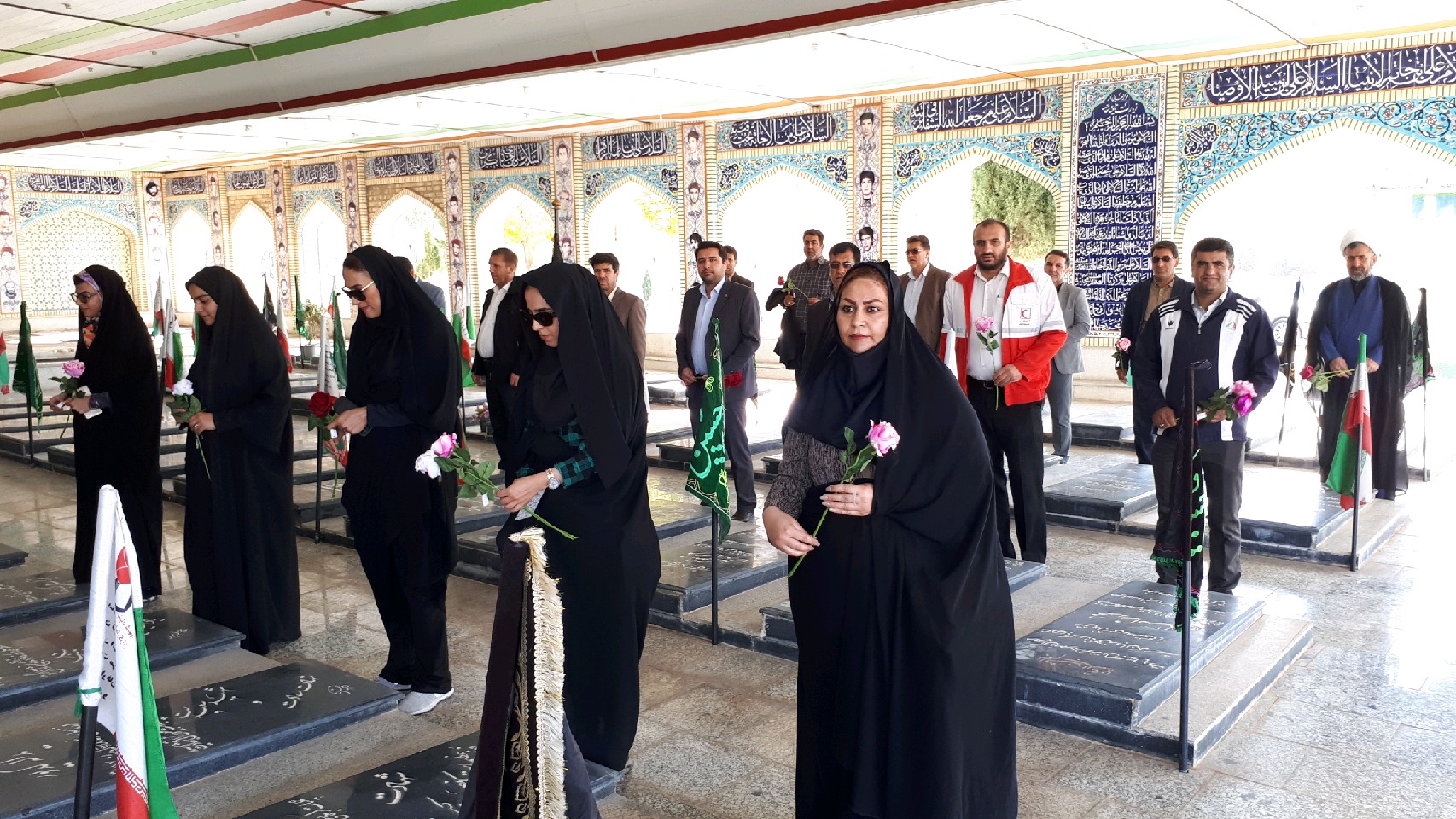 پیاده روی بمناسبت هفته تربیت بدنی پیاده روی بمناسبت هفته تربیت بدنی