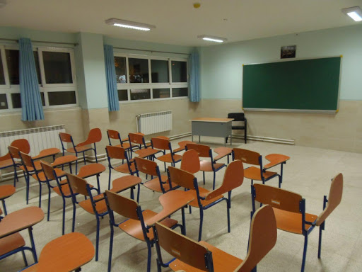 ساخت هزار و ۸۰۰ فضای آموزشی در فارس با مشارکت خیران ساخت هزار و ۸۰۰ فضای آموزشی در فارس با مشارکت خیران