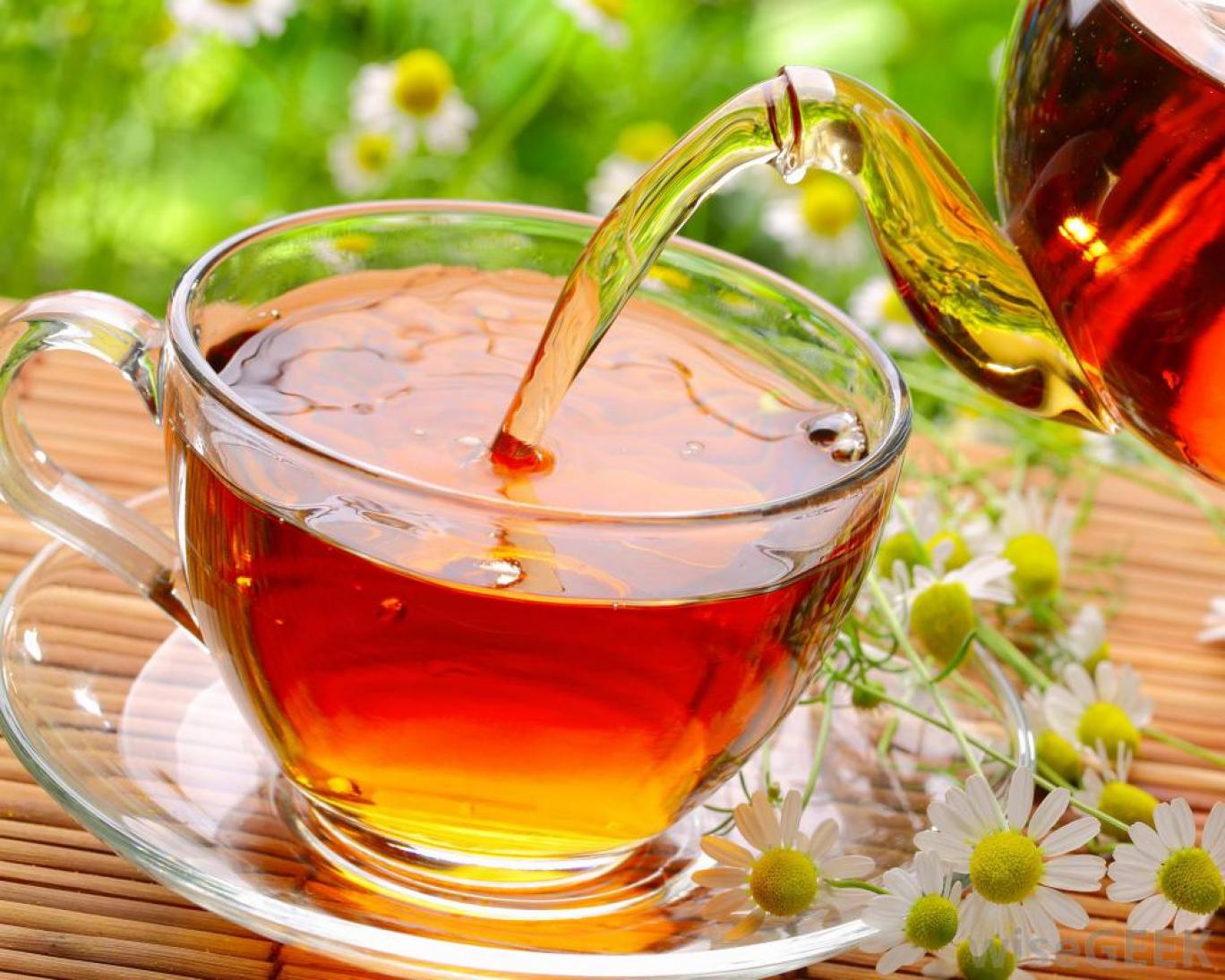 ۹ دلیل برای پرهیز از مصرف بیش از حد چای