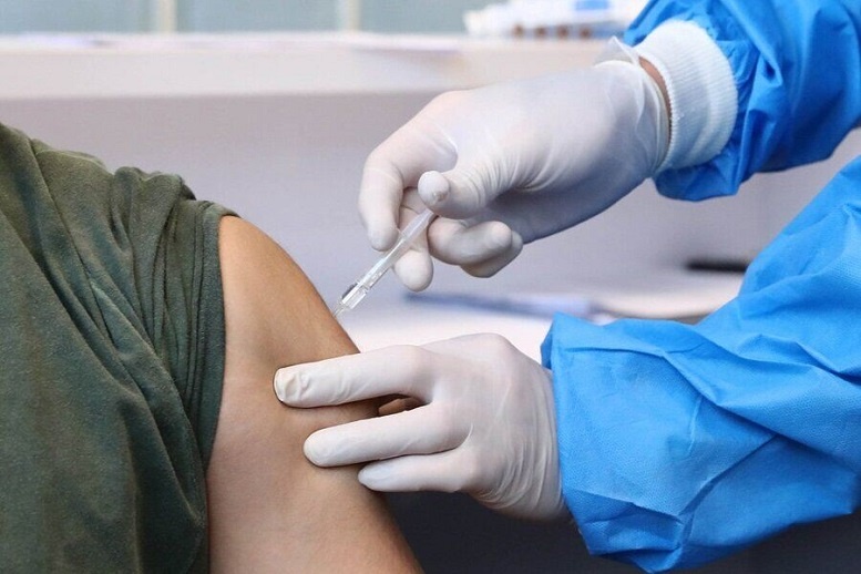 تزریق ۳ نوبت واکسن سینوفارم در همه پایگاه‌های شهرستان رشت