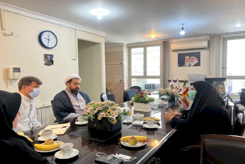 آموزش صنایع&zwnj;دستی برای خانواده شهدا در تهران