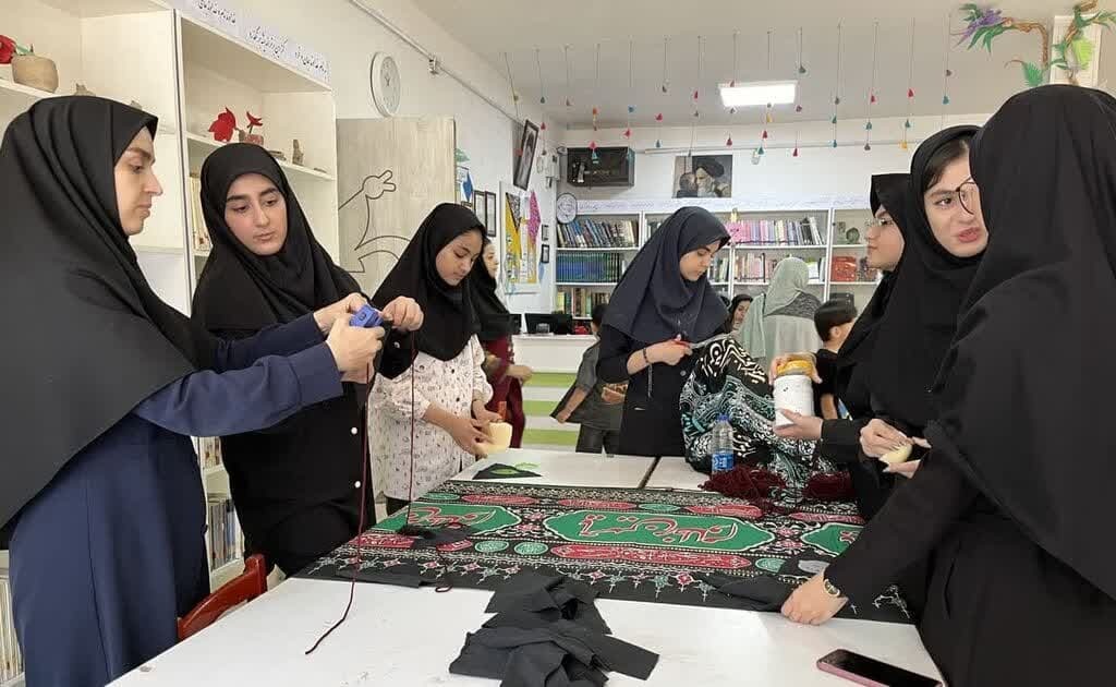 بچه های کانون در سوگ سالار شهیدان بچه های کانون در سوگ سالار شهیدان