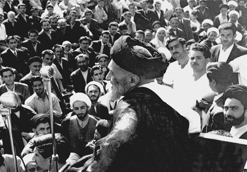 قیام ۳۰ تیر و نهضت ملی شدن صنعت نفت قیام ۳۰ تیر و نهضت ملی شدن صنعت نفت
