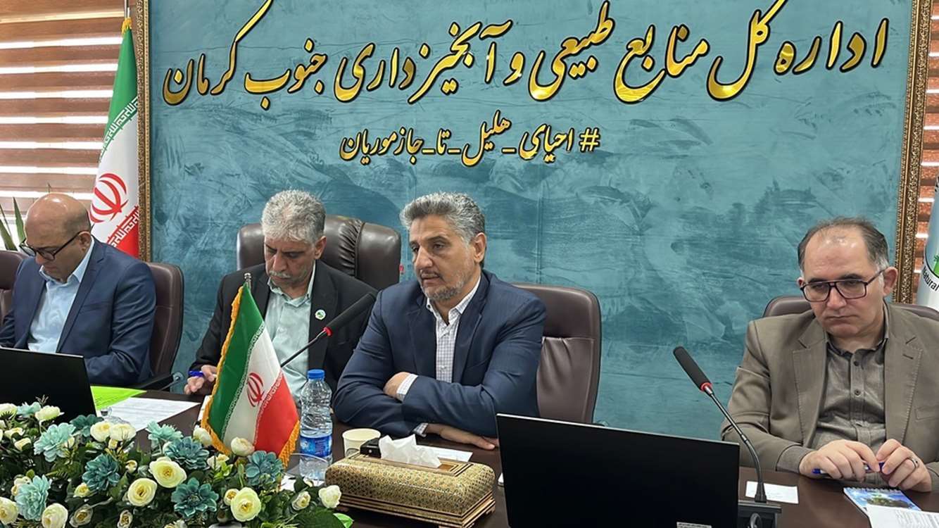 احیای تالاب جازموریان با کمک مردم