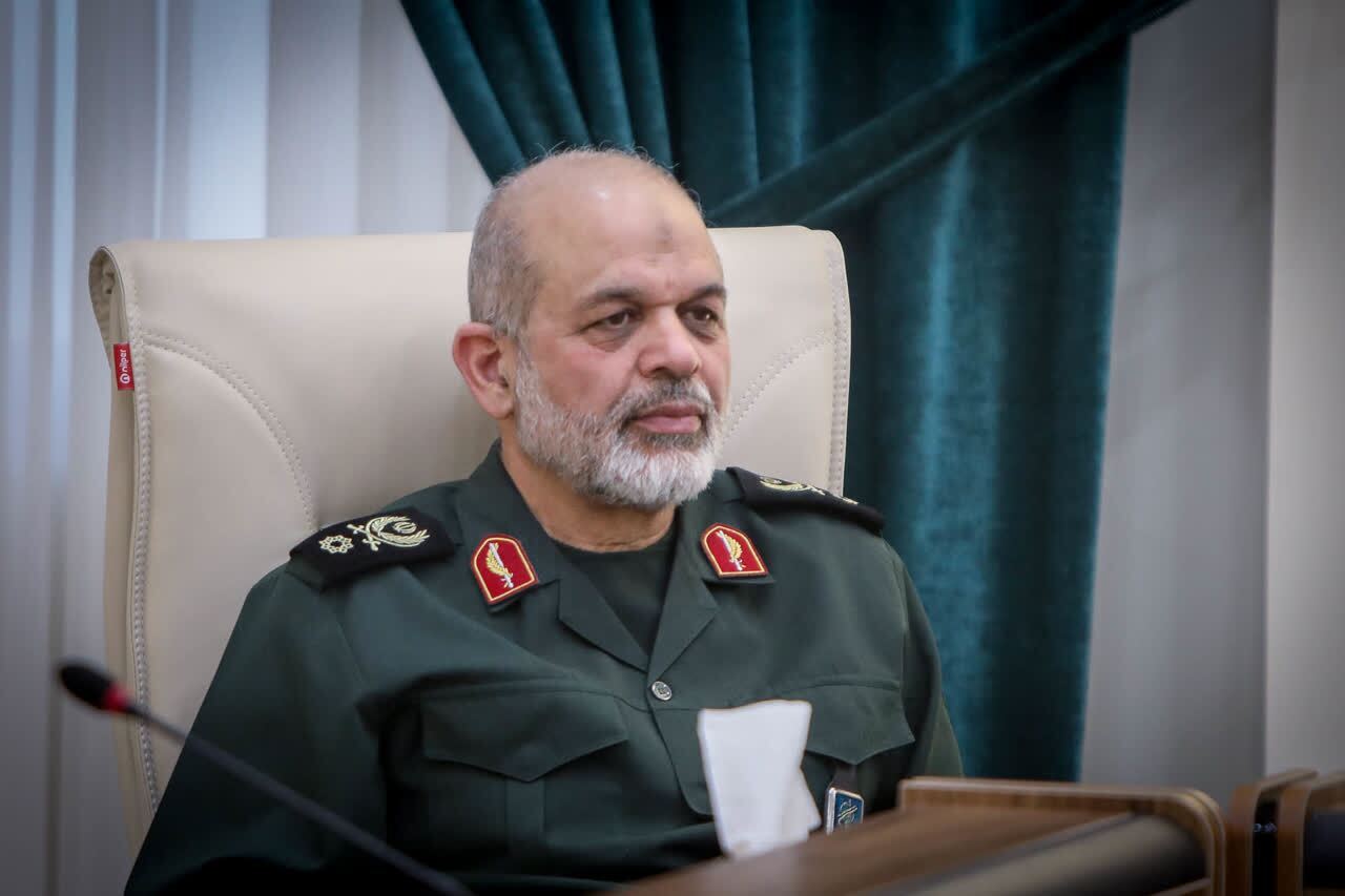 *** سردار وحیدی: دشمن در نبرد ۱۲ روزه عقب نشست