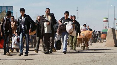 خروج ۳۸۰ هزار تبعه غیر مجاز افغان از مرز دوغارون