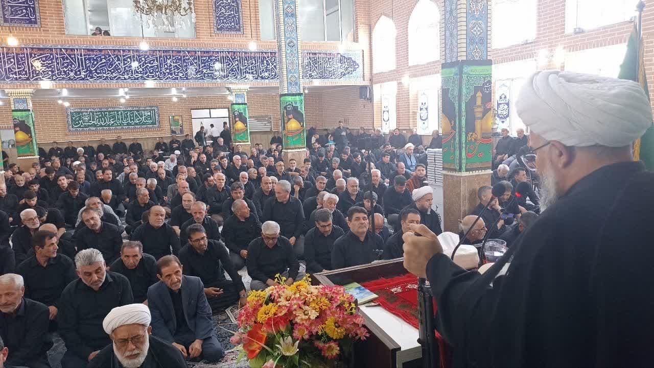 ایران، رژیم صهیونیستی را زیر پا له و خوار و ذلیل کرد