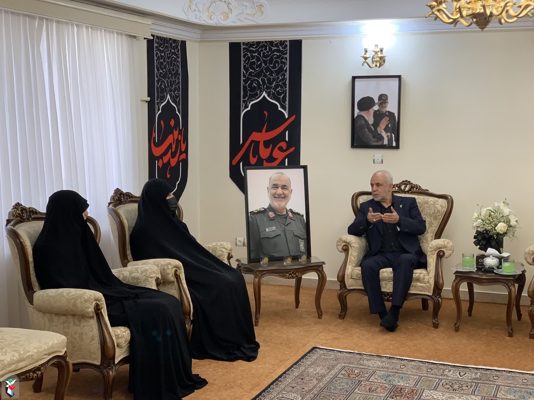 دیدار معاون رئیس جمهور با خانواده شهید سپهبد سلامی