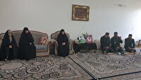 دیدار فرماندهان سپاه لرستان با پنج خانواده شهید حمله تروریستی رژیم صهیونی در خرم‌آباد