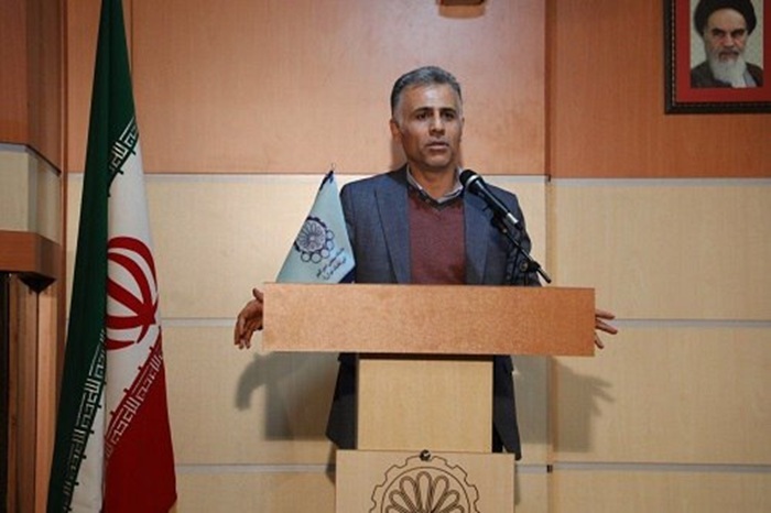 اعطای جایزه ویژه به گام‌های طلایی دانشگاهیان