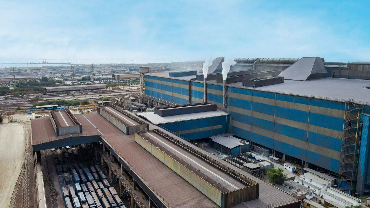 درآمد ۲۲ هزار میلیارد تومانی فولاد هرمزگان