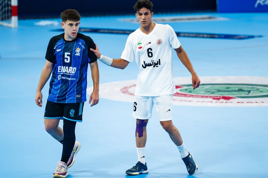 هندبال زیر ۱۷ سال جهان ۲۰۲۵؛ غیور، بهترین بازیکن دیدار ایران با کرهجنوبی هندبال زیر ۱۷ سال جهان ۲۰۲۵؛ غیور، بهترین بازیکن دیدار ایران با کرهجنوبی