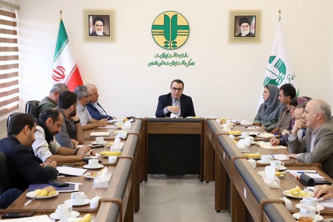 تمرکز محیط زیست مازندران بر برنامه های حفاطت از خرس و گوزن ها تمرکز محیط زیست مازندران بر برنامه های حفاطت از خرس و گوزن ها