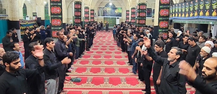 عزاداری مردم هرمزگان در شب دوم محرم عزاداری مردم هرمزگان در شب دوم محرم