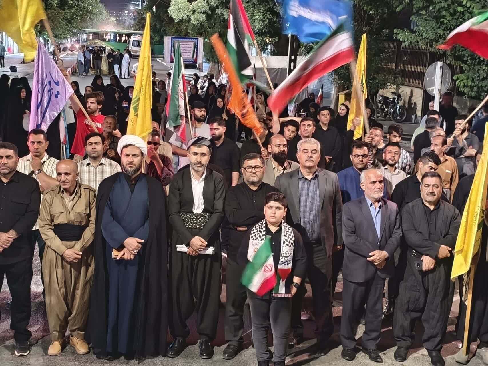 تجلی وفاداری مردم بوکان به آرمانهای انقلاب اسلامی در شب صد و دهم تجلی وفاداری مردم بوکان به آرمانهای انقلاب اسلامی در شب صد و دهم