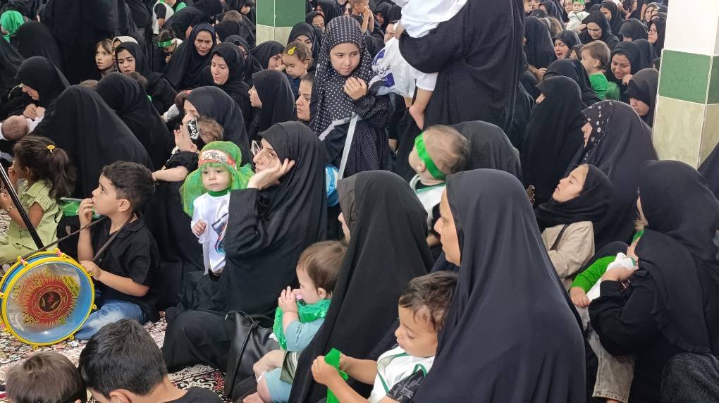 جلوههایی از آئین شیرخوارگان حسینی در شهرستانهای خراسان رضوی جلوههایی از آئین شیرخوارگان حسینی در شهرستانهای خراسان رضوی