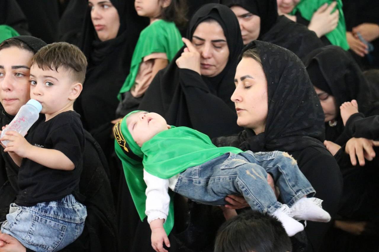 جلوههایی از آئین شیرخوارگان حسینی در شهرستانهای خراسان رضوی جلوههایی از آئین شیرخوارگان حسینی در شهرستانهای خراسان رضوی