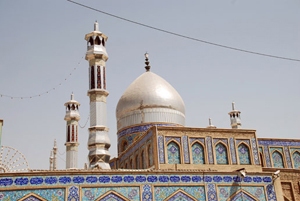 بهره برداری از طرح بهسازی آستان مقدس امامزاده حیدر بهبهان بهره برداری از طرح بهسازی آستان مقدس امامزاده حیدر بهبهان