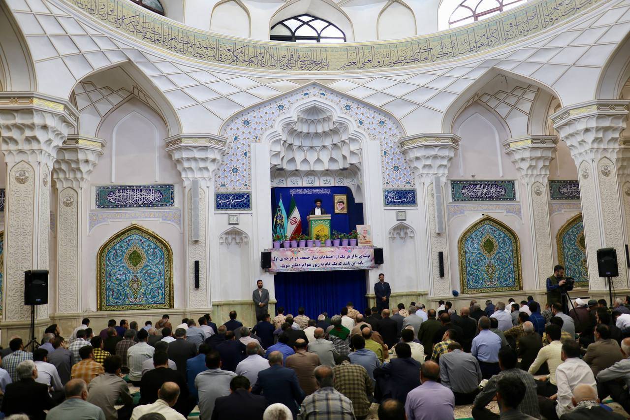 امتیازدهی دشمن، نتیجه اقتدار نظامی و میدان داری ملت امتیازدهی دشمن، نتیجه اقتدار نظامی و میدان داری ملت