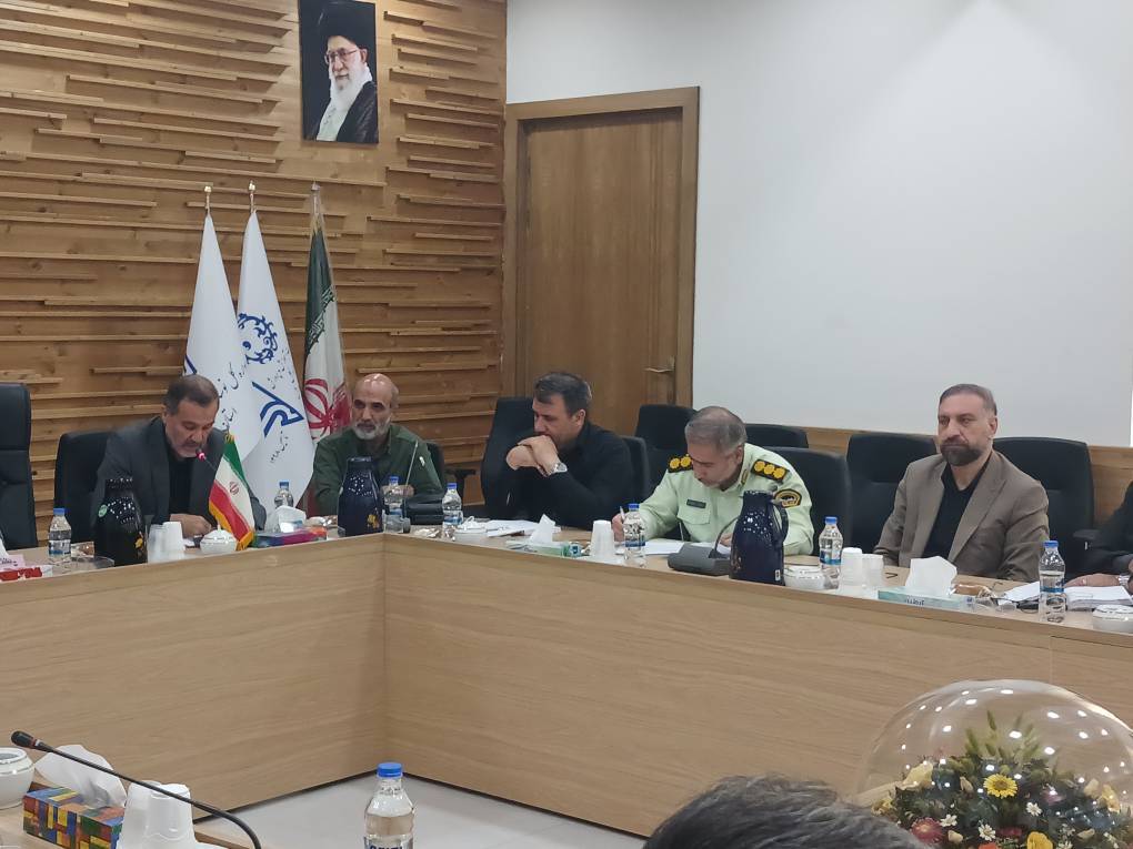 اعزام ۱۵۰ نفر از اصحاب رسانه و صداوسیمای اصفهان به تهران وقم