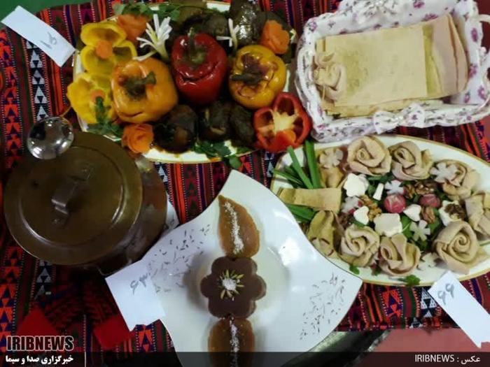 جشنواره غذاهای بومی محلی زمستانی هشتجین